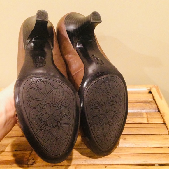 EUROSOFT Genuine Leather Pumps - Picture 6 of 6